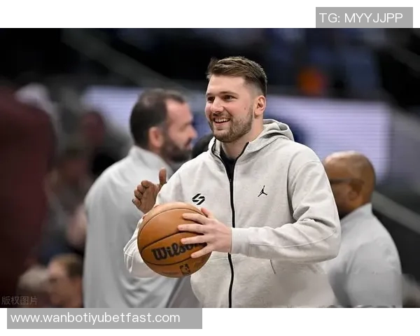 阿夫达拉斯称东契奇为学习榜样赞赏其独特比赛节奏与风格